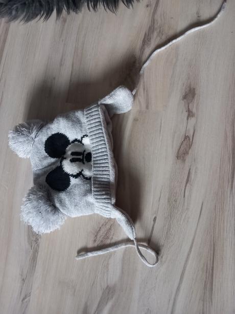 Čiapka, disney,86