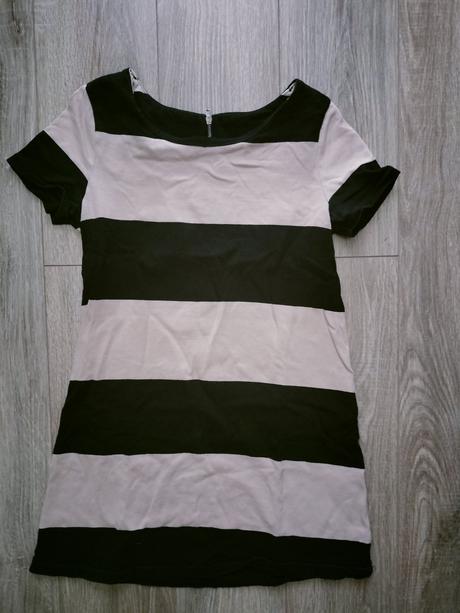 Pásikavé tričko, 34