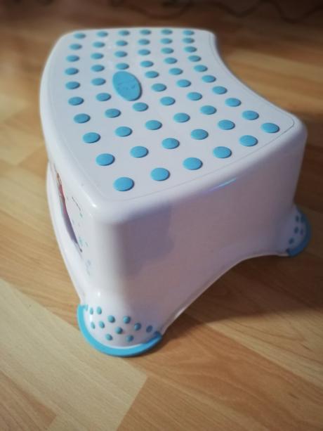 Detská redukcia na wc so schodíkom frozen, 