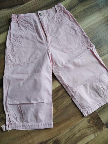 Nohavice krátke, 146