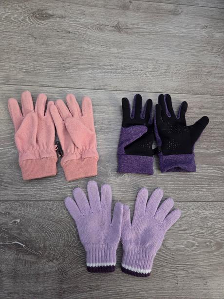 Teplé rukavice, 128