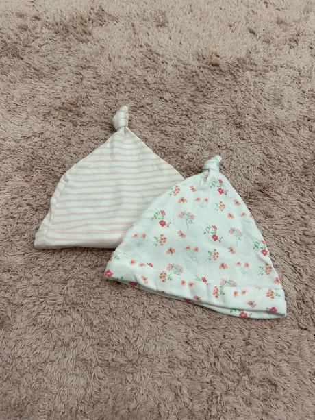 Čiapočky pre dievčatko / dvojičky, 74