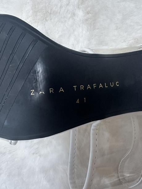 Šľapky s vinylom na podpätku zn. zara, zara,40