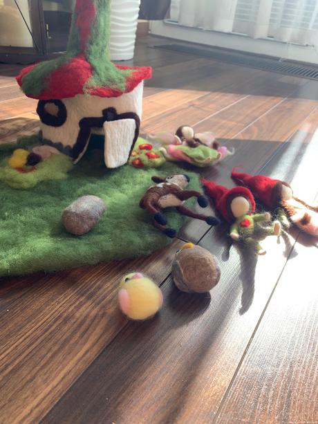 Plstene zvieratká s domčekom, 