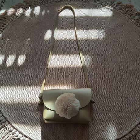 Reserved kabelka, reserved