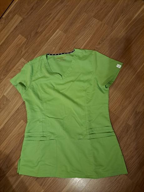 Zdravotnicke kosele vel.s, s