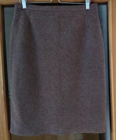 Sukňový kostým hnedý, l