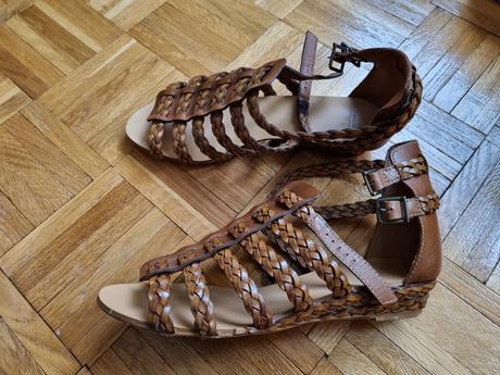 Predám hnedé sandále veľ 36, zara,36
