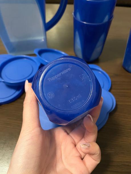 Tupperware sada pohárov a dzbanu, 