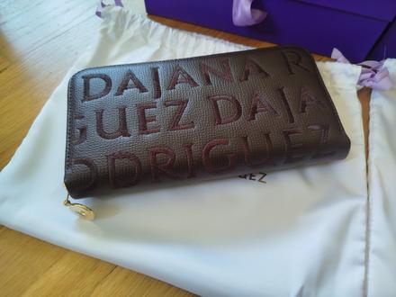 Dajana rodriguez peňaženka ariana tabacco, dajana rodriguez