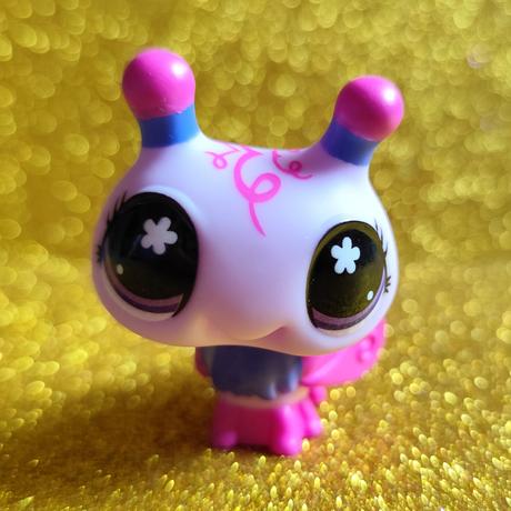 Lps littlest pet shop,