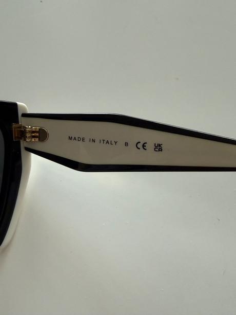 Slnečné okuliare prada, prada