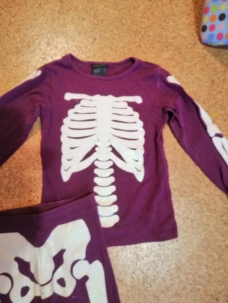 Svietiace pyžamo, h&m,110