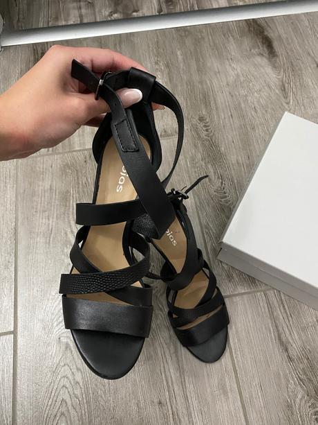 Wojas kožené sandale, 38