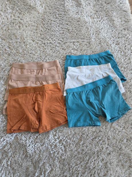 Trenky, reserved,128