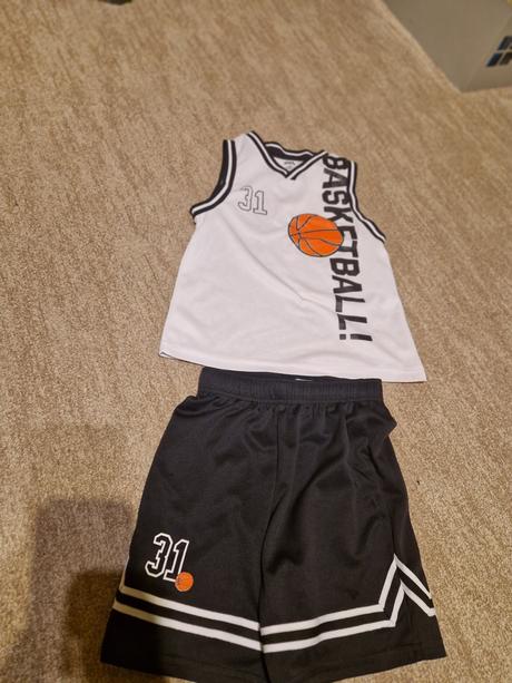 Športová súprava, sinsay,110