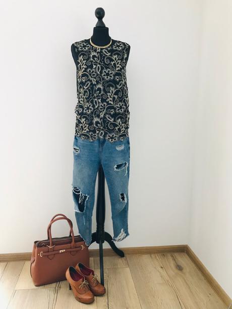 Krajkovaná blúzka so zlatými kvetmi, s