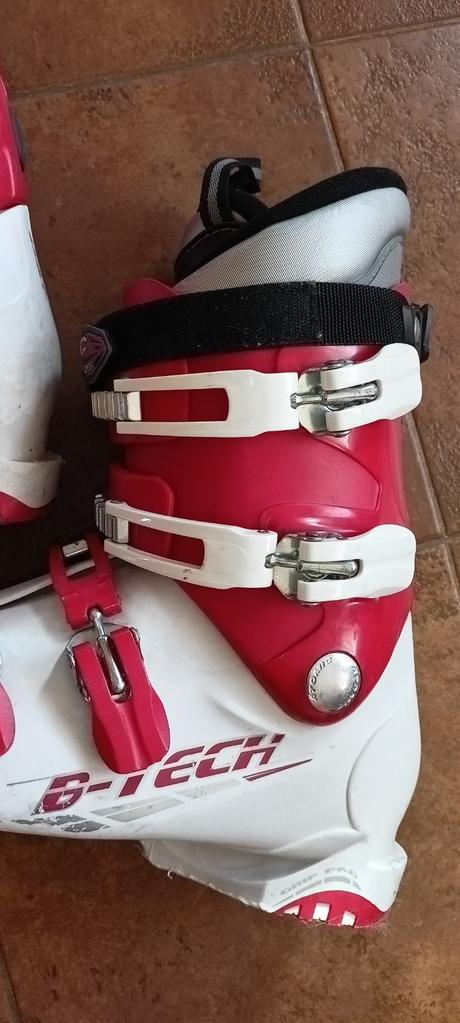 Lyžiarky atomic b-tech 304mm skelet, atomic,39