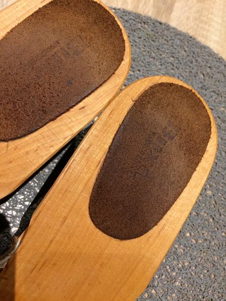 Elegantné dreváky - semišové, zn. buxa, 41