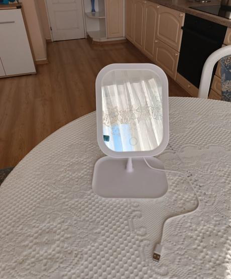 Zrkadlo s osvetlením, 