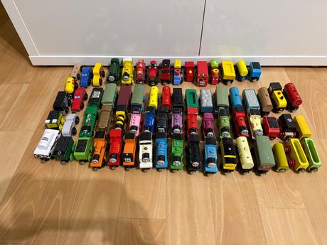 Drevené koľajnice s príslušenstvom., 