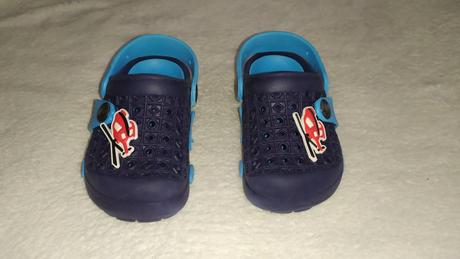 Kroksy/sandálky n22, 22