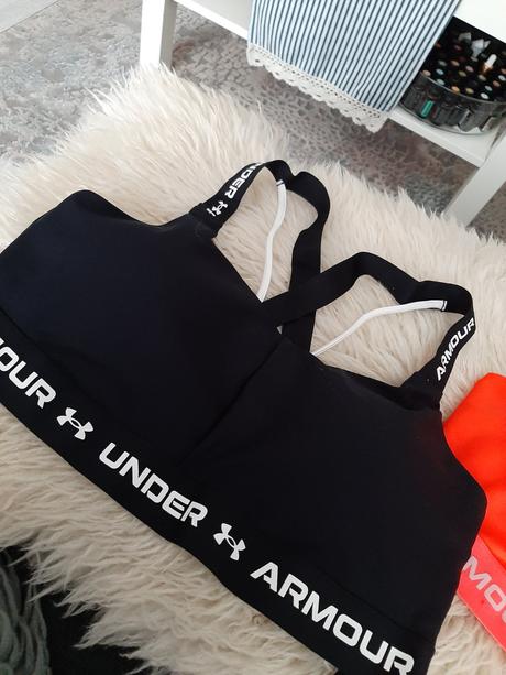 Sportova podprsenka/top, under armour,xl