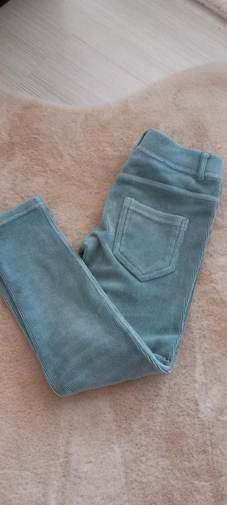 Legíny, benetton,122