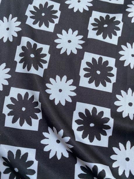 Flare pants s kvetinkami, pull&bear,xs