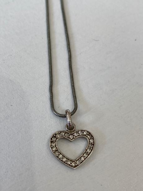 Náhrdelník s príveskom - srdiečko,