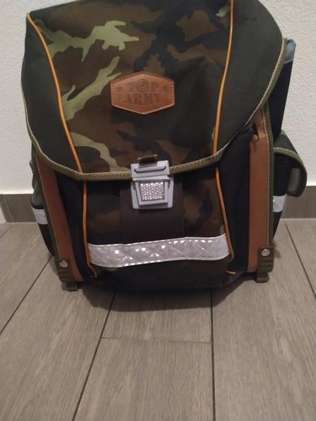 Originálna kvalitná a imidžová army školská taška, 