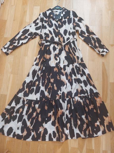 Šaty veľkosť uni, 