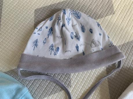 Set 2 ks dojčenských čiapok, <50