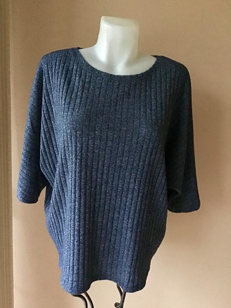 Pekny pulovrik, yessica,40