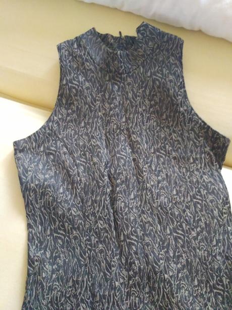 Spoločenské šaty, 36