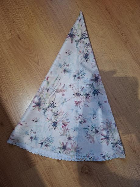 Kruhový obrus (priemer 128 cm), 