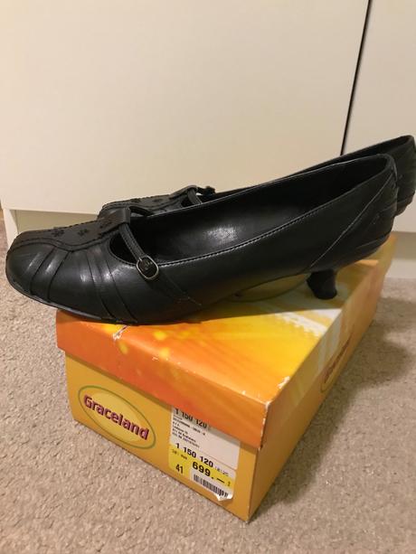 Lodicky na nizsom podpatku, graceland,41