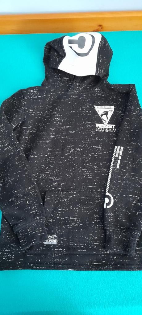 Mikina, chapter young,146