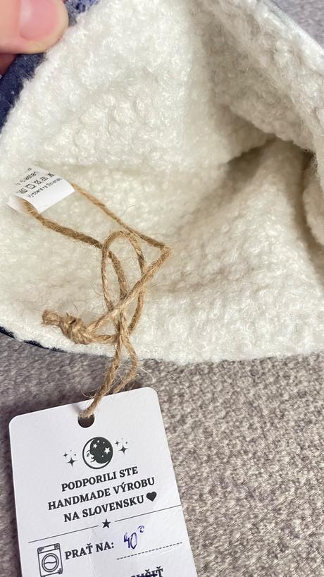 Zateplená čiapka, 42