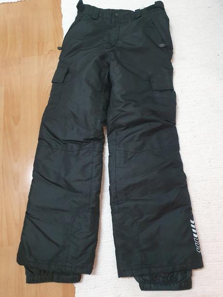 146 až 152 oteplovacky bez trakov, crivit,152