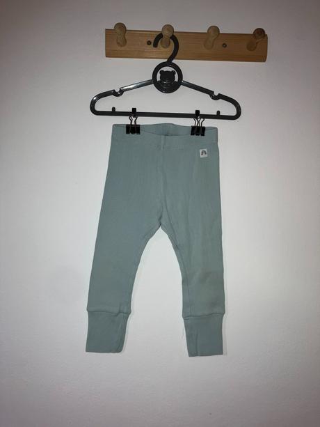 Rastúce vrúbkované legíny, lindex,80