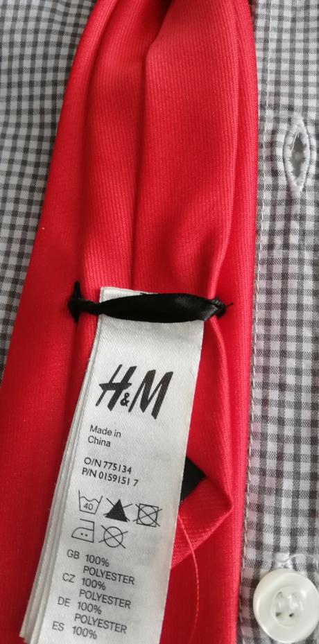 Košeľa + nohavice + kravata, 116