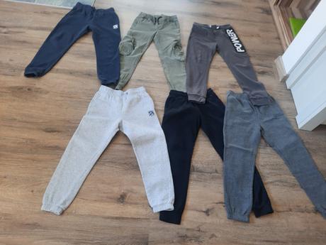 Teplaky a kapsačove nohavice, 146