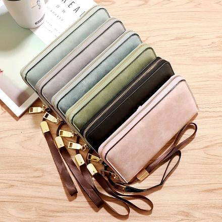 Penazenka s priveskom na ruku, 