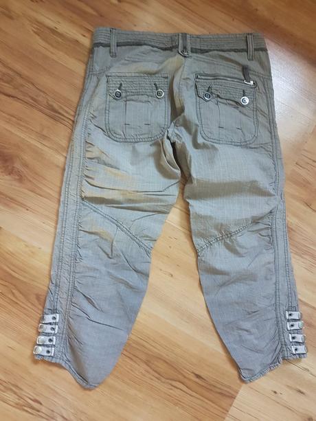 Kraťasy/trištvrťáky/šortky, next,38