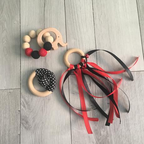 Farebný set hrkaliek a hryzatka, 