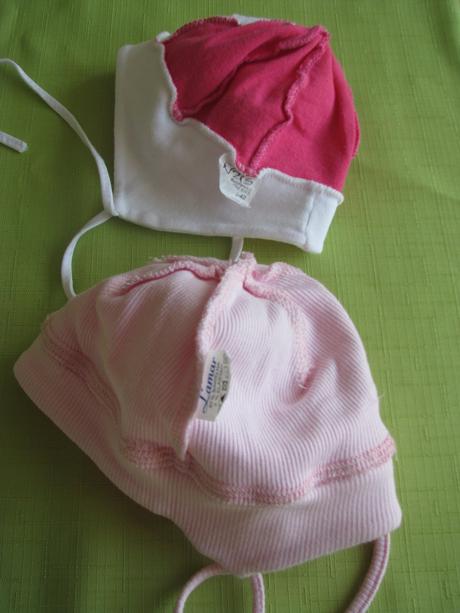 2ks bavlnené prechodné čiapočky, 74