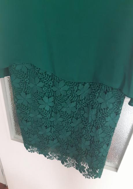 Šaty z klingelu, 44