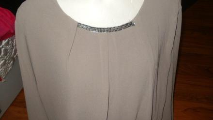 Ľahučké padavé tričko s dlhýnm rukávom , 42