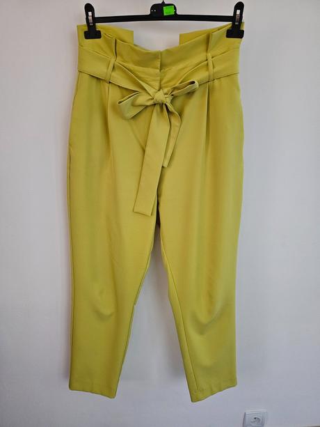 Krikľavé nohavice, reserved,m